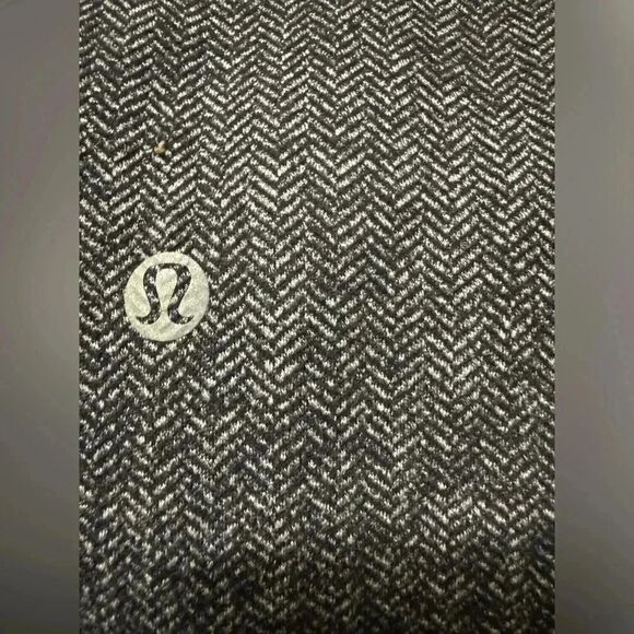 Lululemon Crop Legging Herringbone Gray and Black Size 6 - Picture 6 of 6